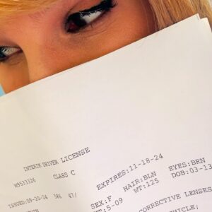 Ashley Leechin Instagram - What a fun filled stressful day 😸

1. Getting ready to go to the DMV to get my new DL & register to vote.
2. Finding out I need to take a written test.
3. Getting my photo done & studying for the test.
4. Failed my first attempt - seriously CA…you can leave a child in the car as long as there is another 12 years or older - wtf??? No…
5. Well that was stressful but we passed on the 2nd attempt!
6. Ya girl passed & she is officially a California resident ready to vote 😻💙

#picturesoftheday #dmv #california #vote #elderemo #90sfashion