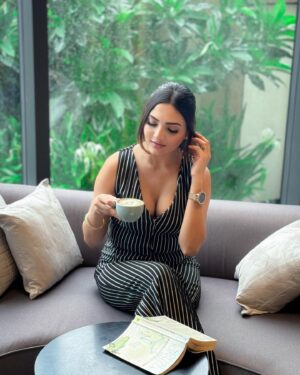 Ashna Kishore Instagram - Coffee anyone ? ☕️❤️