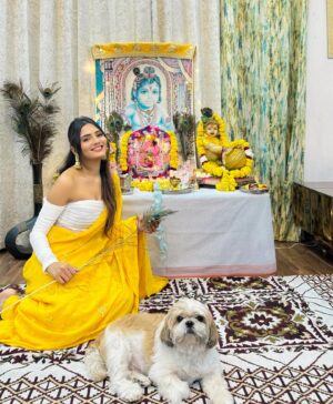 Ashna Kishore Instagram - Happy Krishna Janmashtami 💗🧿😇🥹🥰