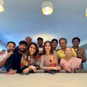 Ashwini Bhave Instagram - Thank you for a lovely time ❣️What a #vibe 

The #superhost 

@ashvinibhave 

#phirsehoneymoon #5dimensions #ashvinibhave #amitphalke #amrutasubhash #mangaji #sanfrancisco #sanjose #usa #play #theatre