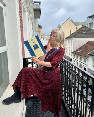 Aurora Aksnes Instagram - Me with my new book: a series 📖💙🫀