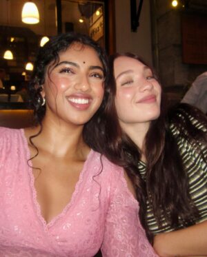 Avantika Vandanapu Instagram - photo diary from a different cüntry <3
08.2024, budapest.