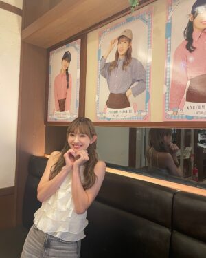 Ayano Kawamura Instagram - 9月3日～9月29日期間限定OPEN🍩
『ANGERME PARADISE～10th Anniversary～』

メンバーが考えたフードやドリンクを楽しめたり
ここでしか見れない動画が見れたり☺️
アンジュルムでいっぱいのカフェ☕✧

私は
☆キラキラしちゅーソーダ☆を作りました🍨
ぜひ飲んでキラキラしちゅー人になってください🌟

🍔開催店舗🍔
東京：CONCEPT CAFE SHINJUKU BY SWEETS PARADISE
兵庫：CONCEPT CAFE KOBE BY SWEETS PARADISE
大阪：CAFE STAND OSAKA SWEETS PARADISE(テイクアウト店舗)

スイパラアプリから予約して
ご来店お待ちしております😉

#ANGERME#アンジュルム#川村文乃#コラボカフェ#ANGERMEPARADISE