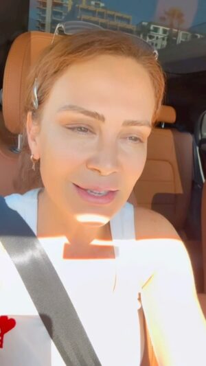 Ayşe Şule Bilgiç Instagram - #herkesşarkısöylesin🎵🎶🎤🌈🎻🎶🎹🐞🌈 

Stres seviyesini düşürmek, duyguların farkındalığını sağlamak, biraz yatışmak, bazen hayata karışmak bazen de ağlamak için…