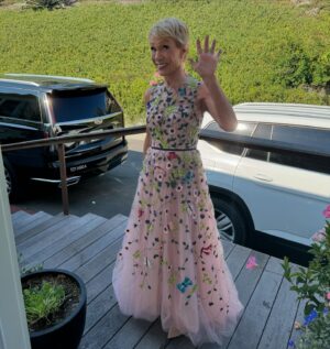 Barbara Corcoran Instagram - #Emmys roundup! 💛🦈🎉🏆 Last night’s Emmy win feels surreal. Shark Tank has given me the opportunity to be a real-life fairy godmother—I’m so grateful! Here’s to all the Shark Tank entrepreneurs living the American Dream. Thank you for all the support! 🥰
