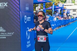 Barbora Strýcová Instagram - Zpátky ve hře – doslova! 
První triatlon za mnou. 🙏🏻

Tyhle chvíle pro mě jsou pro mě nesmírně důležité. Máte je taky? 

Stačí si někdy najít chvílinku. Ať už je to běh, procházka, nebo si třeba jen v klidu vypít kafe (bez toho, že by vás někdo tahal za nohavici). Někdy prostě potřebujeme být samy sebou, abychom pak mohly být ty supermamky, co zachraňují svět (nebo aspoň domácnost). 
Všechno je o rovnováze... a občas i jenom o tom, schovat se před dětmi na záchodě. 😉

@citytriathlon