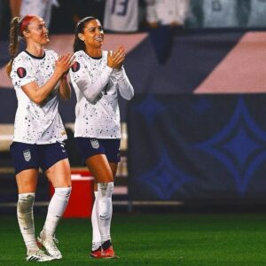 Becky Sauerbrunn Instagram - 15 years as teammates—can’t believe it’s coming to an end. 

A true superstar when the game needed one the most. You shared with us your talent, your voice and your platform. And fought to make life better for all of us on and off the field. Thank you. 

Enjoy these moments, and everything after it. So much love to you, Al ❤️