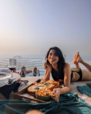 Bhagyashree Limaye Instagram - But first, photos! 😋
.
[sunkissed, food, dubai, love, sunsets]
#teampixel