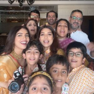 Bhumi Pednekar Instagram - Ganapati Bappa Morya 🙏
Thank you for blessing us year after year Bappa ✨
#ganeshchaturthi