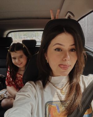 Bia Jordão Instagram - uma selfie, coisa pouco vista por aqui 🤳🏻