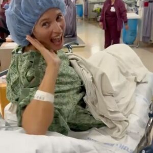 Bianca Balti Instagram - Last Sunday, I checked myself into the ER to find out that my lower abdominal pain was stage 3C ovarian cancer. 
It’s been a week full of fear, pain and tears but mostly love, hope, laughter, and strength. 
(check these pics out for proof, lol)

I have a long journey ahead, but I know I will beat this. For myself, my loved ones (my daughters are at the top of the list), and all of you who need strength, you can borrow some of mine cause I have loads. 

Life happens; give it a reason. 
So far, cancer has given me a chance to find beauty through life’s hurdles.