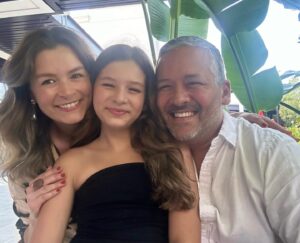 Bianca Castanho Instagram - Dia de celebrar o amor das nossas vidas… o nosso príncipe!!! 🥰 Feliz Aniversário meu amor!!! Sou muito grata por dividir essa jornada da vida com você! Te amo, te admiro e estou sempre torcendo pelo seu sucesso e sua felicidade! E que a gente siga brindando a vida sempre juntos!!! ❤️♾️🥳🎂🍾🥂