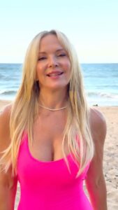 Actress Brandy Ledford HD Instagram Photos and Wallpapers August 2024