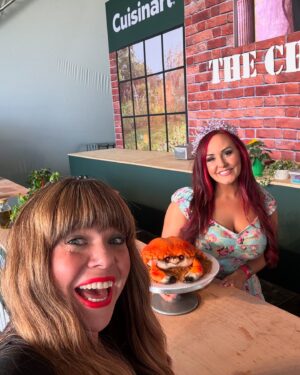 Briony May Williams Instagram - Oh @carfestevent you absolute beauty!!! ❤️ New friends, old friends, Carfest family…it was pure joy as always 💕

This is the second year I’ve hosted the Chef’s Stage, sponsored by the awesome @cuisinart_europe, and it really is an honour to be surrounded by such incredible chefs. I learnt so much and had the best time. There are too many wonderful moments to mention and I was enjoying myself so much I didn’t take pics of everyone but thank you to each and every amazing chef who joined me on the stage 💕

An extra special HUGE thank you to the amazing team behind the scenes, none of it is possible without them, they work so hard!! You are all angels Victoria, Cora, Angela, Natalie, Ben, Pamela, Tara, Lynn and Jo ❤️

And of course @tvsandyclarke you’re a blooming legend for organising such a sensational Food Fest, it blows my mind how you manage it all! Thank you for having faith in me to look after the Chef’s Stage for you 💕

Thank you to all the Carfesters who came to see us, you really are the best audience!!! ⭐️

#carfest #foodfest