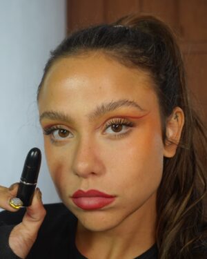 Bruna Carvalho Instagram - É ref de make que vcs querem? É ref que vcs vão ter!!!!