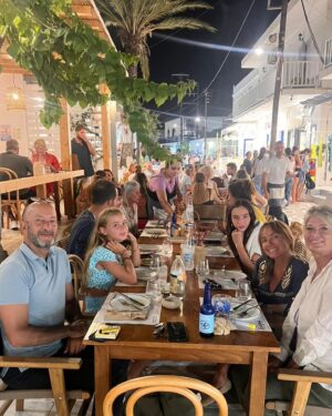 Camila Raznovich Instagram - Thank you to everyone that made my summer unforgettable!! #summer2024☀️ #buildingmemories❤️ #antiparos #friends #greece #us #family