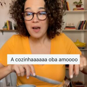 Carolina Loback Instagram - Bom dia!! Um sábado perolado para meus ranzinzas prediletos!

#café