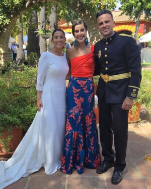 Carolina Marín Instagram - Cómo me alegro de haber estado contigo en un día así @laura_san_esc ❤️ Sé feliz y disfruta de la vida, ojalá seguir viéndolo a tu lado ✨