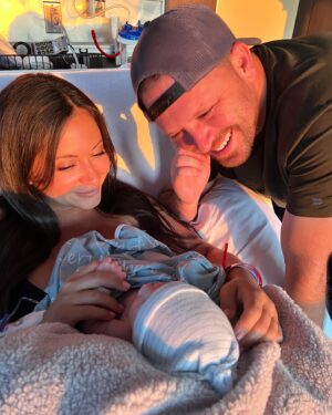 Caroline Manzo Instagram - We are thrilled to announce the birth of our grandson, Albert Joseph Manzo V, lovingly known as “five”. @albiemanzo @chelseajmanzo and baby are home and ready to start the adventure  of a lifetime.  DeeDee and PopPop love you endlessly, sweet baby boy. ❤️🩵❤️