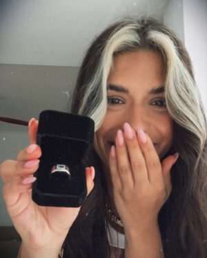 Catarina Filipe Instagram - ✨ sorte a nossa ✨ tá quase quase a sair