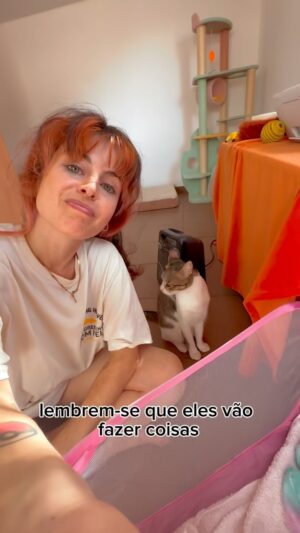 Catarina Perez Instagram - Obrigada por ajudarem a decidir os nomes destes pokémon💕💕 e desculpem ter dado um mini sermão aos alienígenas que querem adoptar animais mas não querem cá brincadeiras com corridas e saltos nem querem pêlos na roupa 😇