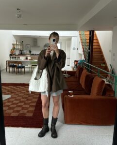 Actress Catherine St-Laurent HD Instagram Photos and Wallpapers August 2024