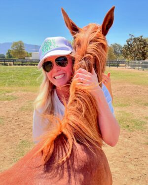 Catherine Sutherland Instagram - #wellnesswednesday 
Happy Wednesday my lovely ones!
What fills your heart with joy?
Being around animals is one of my greatest joys. It fills my heart to overflowing . This picture just captures it perfectly. This precious pony Daniella belongs to my beautiful friend @valerievernon1 and she literally hugged me and followed me around like a dog. I was in heaven. I need more of this in my life. It’s good for my soul💗
Wellness is not just about eating well and working out,we must feed our soul and take moments for that. It’s really hard to slow down in a world that’s moving a hundred miles a minute isn’t it? 
I am in a huge transition in my life as I approach 50 next month. I have one kid in college and another following right behind her…I feel myself asking myself what’s next? I’ve been feeling a little lost and dazed in it all. This is the beginning of a new chapter and I want to get excited about that! It’s all about perspective! 

#catherinesutherland #powerrangers #joyrevolution #soulfuel
