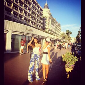 Ceren Yılmaz Instagram - #bonjour #cannes 💃🏻💃🏻