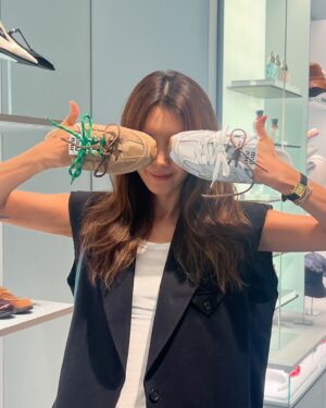 Chae Jung-an Instagram - 뮤뮤데이트🤎🤎🤎