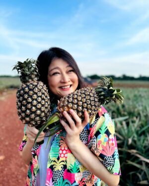 Chen Liping Instagram - On My This Special Day ❤️😄
大家都继续旺旺🍍🍍🍍🍍🍍🍍🍍🍍
#身体健康 #笑口常开
#喜乐#安康 #PTL