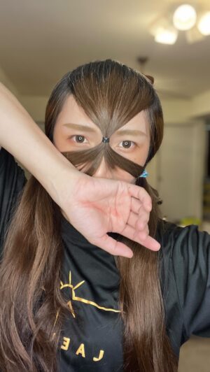 Chia-Chen Hsieh Instagram - 就說很實用！！🔥

大家都搶著要綁😎

#fyp #volleyball #volleyballplayer #volleyballgirls #haikyuu #hairstyles