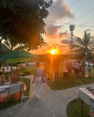 Chiago Liu Instagram - 七月Bali 的某部分
想去漂亮的海邊看夕陽