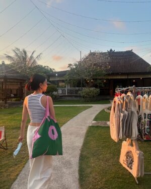 Chiago Liu Instagram - 七月Bali 的某部分
想去漂亮的海邊看夕陽