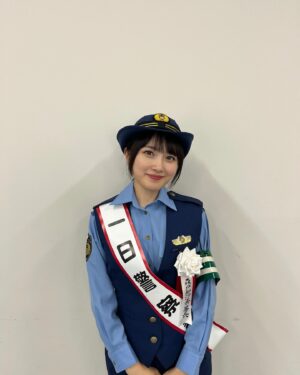 Chisaki Morito Instagram - *
 
宇都宮東警察署1日警察署長を務めさせていただきました！
 
 明日から始まる秋の交通安全運動の広報活動をライトラインに実際に乗ってやらせていただいたり、ショッピングモールでのイベントに参加させていただいたりと貴重な経験をさせていただきました🌼

　
　
平日なのにBellMallにたくさんの方が集まってくださってほんとに嬉しかったです😭ありがとうございます😭！！！
通りすがりに見てくださった方も！！ありがとうございました！！！！！
　
　
地元の栃木県でこのような素敵な機会をいただけて光栄です！改めてこれからも頑張っていきます✊
　
　
　
制服着れるなんて貴重すぎて写真いっぱい撮っちゃったよ〜〜笑
　
　
　
#宇都宮東警察署1日警察署長
#1日警察署長 
#ありがとうございました