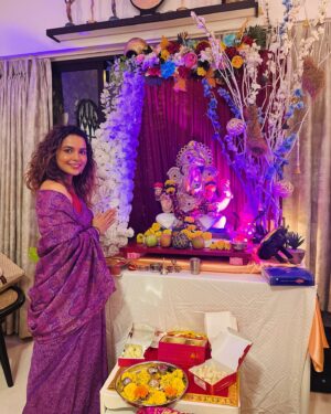 Chitrashi Rawat Instagram - Ganpati Bappa Morya 🌸

.
.
P.S : Maa ki saree aur sasu maa ka blouse ♥️