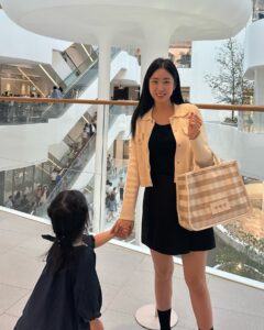 Actress Choi Hee HD Instagram Photos and Wallpapers September 2024