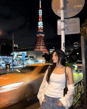 Choi Soo-young Instagram - 近づいて来る🚥
#unstoppable