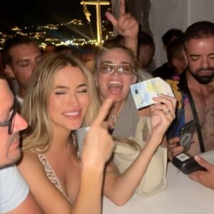 Chrishell Stause Instagram - Last slide is the best 🤣💀 @cavotagoomykonos The most magical place to stay in Mykonos! I haven’t stopped laughing for days-thank you for an UNFORGETTABLE core memory🥰🇬🇷

@concierge_cavotagoomykonos 
@anestisevangelopoulos You’re amazing♥️