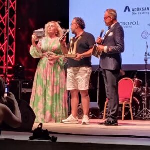 Çiğdem Tunç Instagram - @boragencerofficial harikulade bir konserin başmimarı oldu yeniden,ELVEDASIZ ŞARKILAR..
Hem Marmaris Anfitiyatroda mükemmel yıldızları biraraya getirdi hem de Datça'da kurulacak çocuk köyü için dört dörtlük bir sosyal sorumluluk projesine ilk tuğlaları koydu..Hem Türkiye'nin,hem Azerbaycan, hem Lübnan'ın yıldızları sahne aldılar, biz,beraber sunmaktan büyük keyif aldığım @faturkmenoglu ile mikrofon başındaydık..@boragencerofficial babası büyük usta #ilhamgencer in kıymetli anısını yadederken Marmaris seyircimiz mest oldu..Kimler konserdeydi yazar mısınız kendi deneyimlerinizi? Bir de bendeki fotoğraflar bu kadar,katkı bekliyorum..Tüm sevdiklerimizle biraradaydık..
30 Ağustos Zafer Bayramımızı kutladık,ulu önderimiz Mustafa Kemal Atatürk  ve silah arkadaşlarının manevi huzurlarında.. 
Herşey öyle güzeldi ki🇹🇷🇹🇷🎼🎼🎼🇹🇷🇹🇷🇹🇷🇹🇷
Abiye @forcostume.ozlemsonmez
