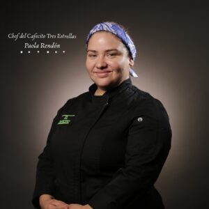 Claudia Sandoval Instagram - 🌟 Estrellas & Sabores de Nuestro Huerto 🌿✨

Únete a nosotros este sábado 28 de septiembre para una experiencia inolvidable con la Máster Chef Claudia Sandoval @chefclaudiasandoval 
Disfruta de una cena de 5 tiempos 🍽️, un recorrido por el huerto 🌱 y música en vivo 🎶 en el encantador Huerto Orgánico Tres Estrellas, con la majestuosa vista de la montaña sagrada Cuchumá 🏞️. Deléitate con auténticas delicias mexicanas elaboradas con ingredientes frescos y locales, y saborea cerveza artesanal y vinos regionales 🍷🍺.
Ven y sumérgete en una atmósfera acogedora y festiva. ¡No te lo puedes perder! 🌿🎉
🕕 Horario: 6 pm - 9 pm
📞 Reservaciones en https://www.eventbrite.com.mx/e/estrellas-sabores-de-nuestro-huerto-tickets-1021901503907 (link en bio)

#EstrellasYSabores #HuertoTresEstrellas #ClaudiaSandoval #CenaDe5Tiempos #DeliciasMexicanas #HuertoOrgánico #Chuchumá #GastronomíaMexicana #VinosRegionales #CervezaArtesanal #SaboresLocales #MúsicaEnVivo #EventoÚnico 🌟🌿