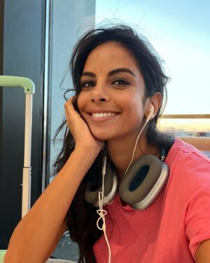 Collien Ulmen-Fernandes Instagram - Die Friese sitzt! 💁🏽‍♀️ Auf zum zweitägigen Meeting-Marathon nach Köln!