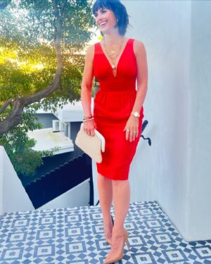 Constance Zimmer Instagram - #aboutlastnight I actually put on heels and a dress to go celebrate with some of my besties @jeffreybchapman and @breedawool our other besties NEW SHOW @rescueonfox #hisurfrescue @adam_demos AND @ariellekebbel!!! Full on #UnREAL REUNION!!! And saw some more friends as a bonus! It was worth the heat and the sore feet!