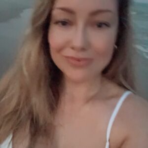 Actress Cosondra Sjostrom HD Photos and Wallpapers October 2024