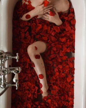 Courtney Halverson Instagram - I am nothing if not a hopeless romantic. Forever searching for the songs and books and movies and poems that make my heart swell and nearly break each time, before gently mending itself again and again. 🥀 and chances are if you’ve ended up on my little corner of the internet, you feel the same. 

So here’s to us who play the saddest songs and languish in the bath and feel all the feelings. We’re just hopeless romantics. 

ps : if you have a song to contribute to my ‘sad girl bath tunes’ playlist please let me know, I’m always looking to grow it. 📻 🥀 
.
.
.
#romanticstyle #vintagevibes #elegantstyle #redrosepetals #hopelessromantic