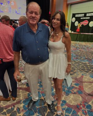Debbe Dunning Instagram - So Happy to be back in Buffalo 
A toast that touched me so much tonight was when Jim raised his glass to remember the ones we’ve lost in this past year and I started to think about it and I don’t think I’ve lost as many people in one year as I have this past year😞…. so if you’re thinking about somebody, you may have lost, please hold up your glass & toast to  the life that they led #godbless this is not a dress rehearsal!! Love your life!! If you don’t then make the change 
Life’s too short to waste time … we are truly so fortunate 💥