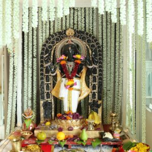 Debina Bonnerjee Instagram - Ghar aaye Ram Lalla Swaroop Ganpati Bappa. 
.

@Jompers_fashion @oakpinionpr
Debina outfit @monkandmei_by_soniaanand 

#omganpatayenamah #ramlalla 
#ganpati #ganpati_bappa_morya