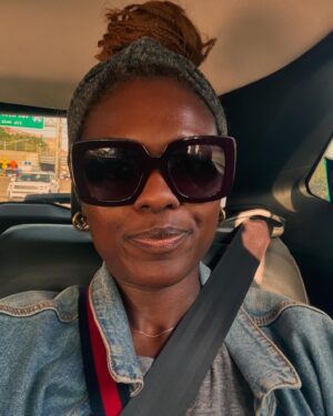 Deborah Joy Winans Instagram - Birthday week was BOMB!!!! Spent time with my most nearest and dearest🥰🥰🥰🥰 Praise God for the family He’s given me!!!! I LOVE these people! Cheers to all the great things God continually places in my life! Cheers to Gods love and protection and provision that are oh so abundant in my life. Cheers to #ChoosingJoy 💜 Cheers to 41🥳💜