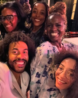 Deborah Joy Winans Instagram - Birthday week was BOMB!!!! Spent time with my most nearest and dearest🥰🥰🥰🥰 Praise God for the family He’s given me!!!! I LOVE these people! Cheers to all the great things God continually places in my life! Cheers to Gods love and protection and provision that are oh so abundant in my life. Cheers to #ChoosingJoy 💜 Cheers to 41🥳💜