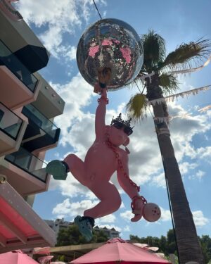 Denise Van Outen Instagram - Great stay @wikiwoo_ibiza 🩷🇪🇸 thank you @tonytrumanibiza 🫶🏼 always so much fun. 
@discoliscious Ibiza 🪩 🎧