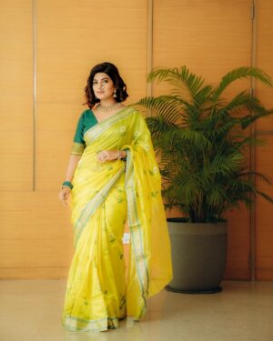 Dhamnashree Kadgaonkar Instagram - सादगी मे सुंदरता ...🌸

in frame @kadgaonkar_dhanashri 
Mua @pcs_ happybride
jewellery @jizajewellerystudio
saree @pehnava_by_shreshtha
blouse @shilpajeet_fashion_studio
captured by @rg_event00
@btsfilmstudio2024
shoot styled and managed by @sheetalpatil1107
location @novotelpune